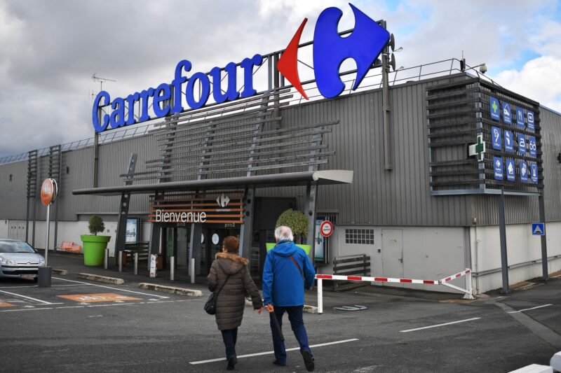 Inquiétudes des salariés : un samedi agité pour Carrefour