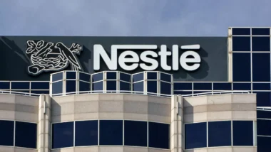 Nestlé : les ventes en baisse, le groupe reste confiant