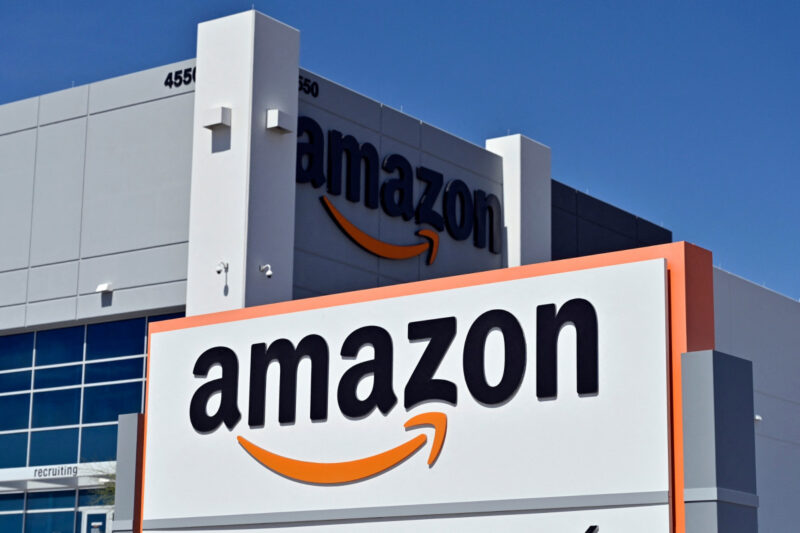 À la veille du bilan Trump, Amazon revoit ses stratégies tarifaires