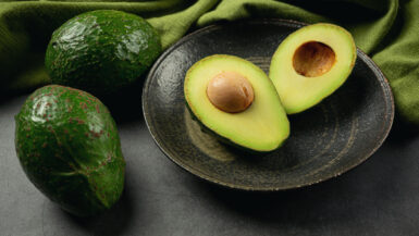 Danger alimentaire : Ne consommez plus ces avocats, risque de contamination grave