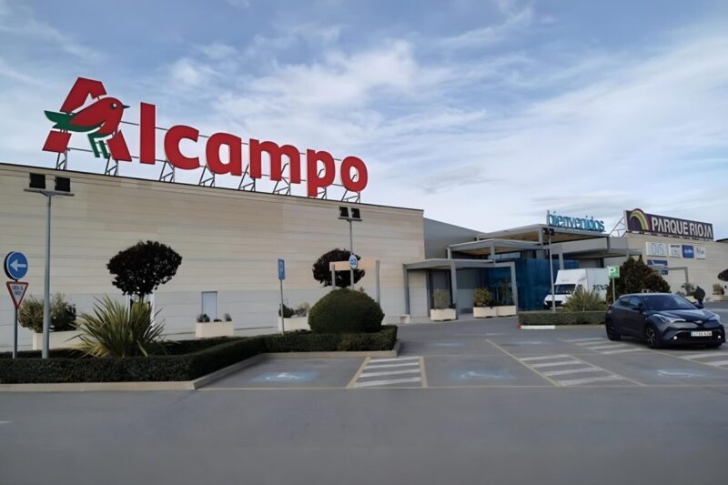 Auchan en difficulté : fermeture de 25 magasins en Espagne, 710 emplois menacés