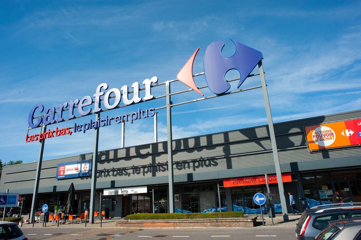 Carrefour part à la conquête de nouveaux franchisés lors d’un salon stratégique à Villepinte
