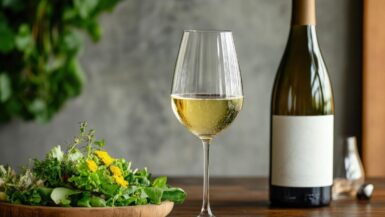 Les nouvelles préférences des Français : cap sur le vin blanc
