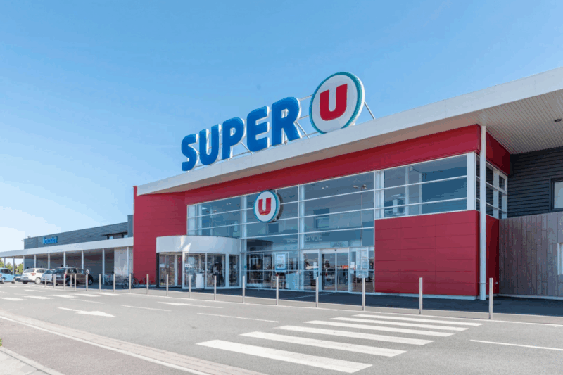 Quand la croissance externe profite à U et met Auchan sur la retenue