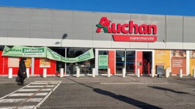 Auchan Le chiffre d’affaires évolue, découvrez le montant en chiffres !