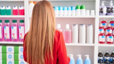 Pourquoi les rayons coiffure et beauté ne trouvent plus leur public