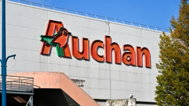 Auchan coupe ses prospectus par deux et accélère sa transition écologique