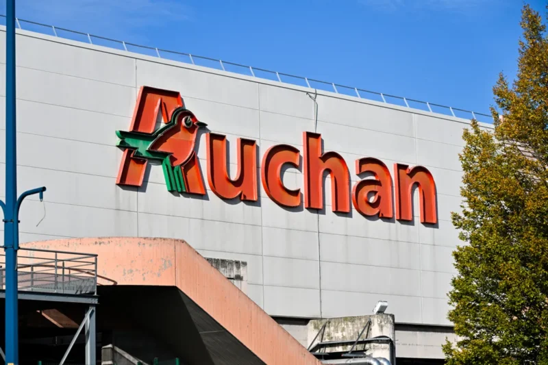 Auchan coupe ses prospectus par deux et accélère sa transition écologique